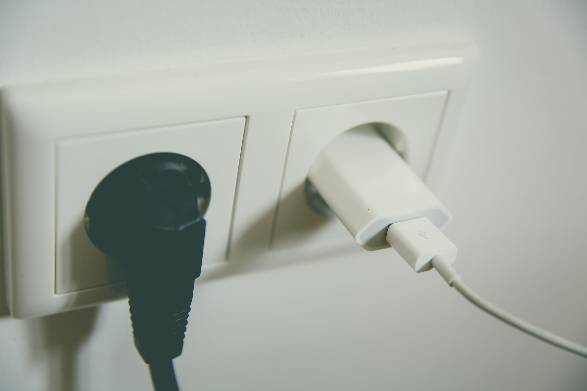 How to Choose the Best Smart Outlet
