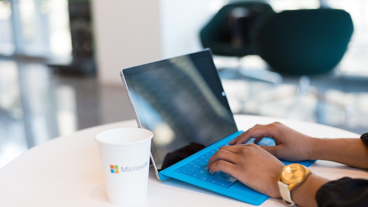 The latest app to get a Windows 11 redesign? The humble Notepad