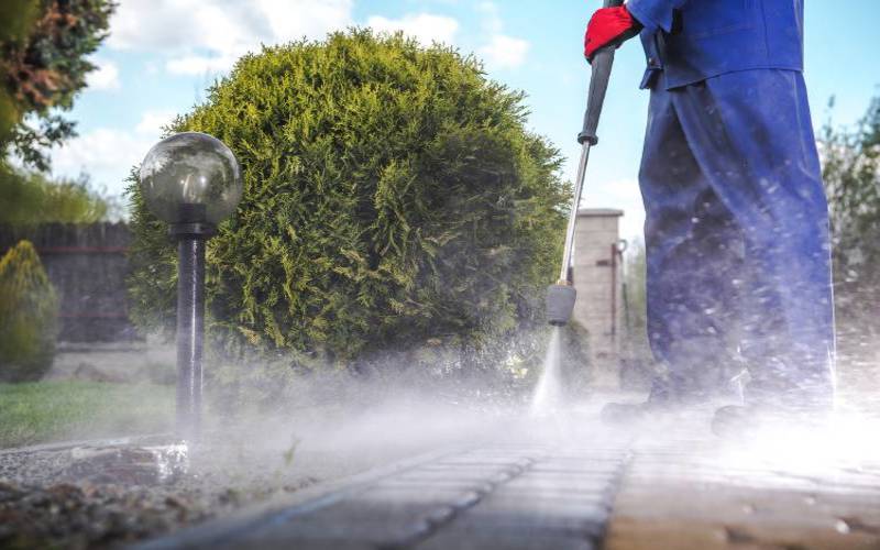 Most Common Mistakes While Using A  Pressure Washer