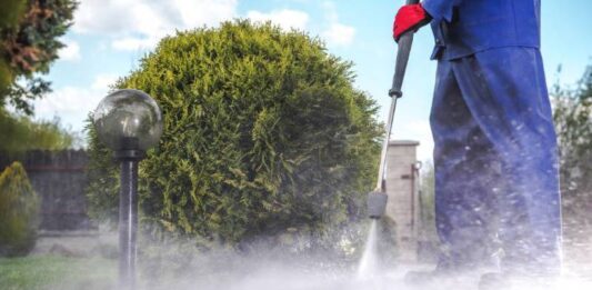 Most Common Mistakes While Using A  Pressure Washer