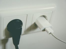How to Choose the Best Smart Outlet