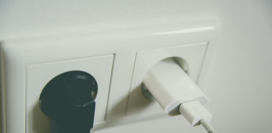 How to Choose the Best Smart Outlet