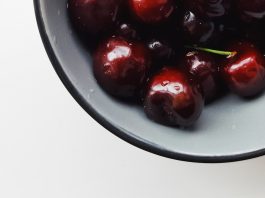 Apple releases iOS and iPadOS 15.0.2, with fixes for CarPlay, Photos, and more