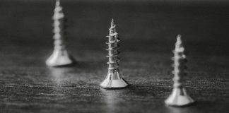 Common Applications and Benefits of Screw Air Compressors with Dryers in Various Industries