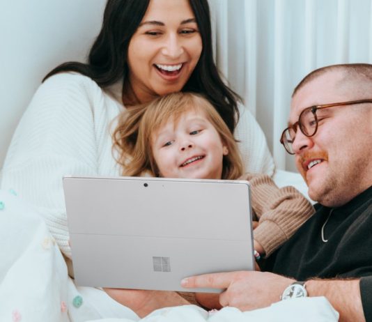 Microsoft puts the Windows Subsystem for Linux in its app store for faster updating