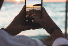 The Role of Strong Connectivity in Instant Photo Printers